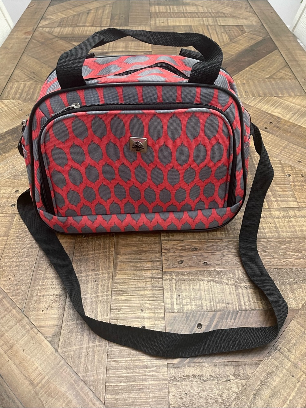 Skyline Travel Boarding Bag - Red & Gray Geometric Pattern Carry-On Shoulder Bag